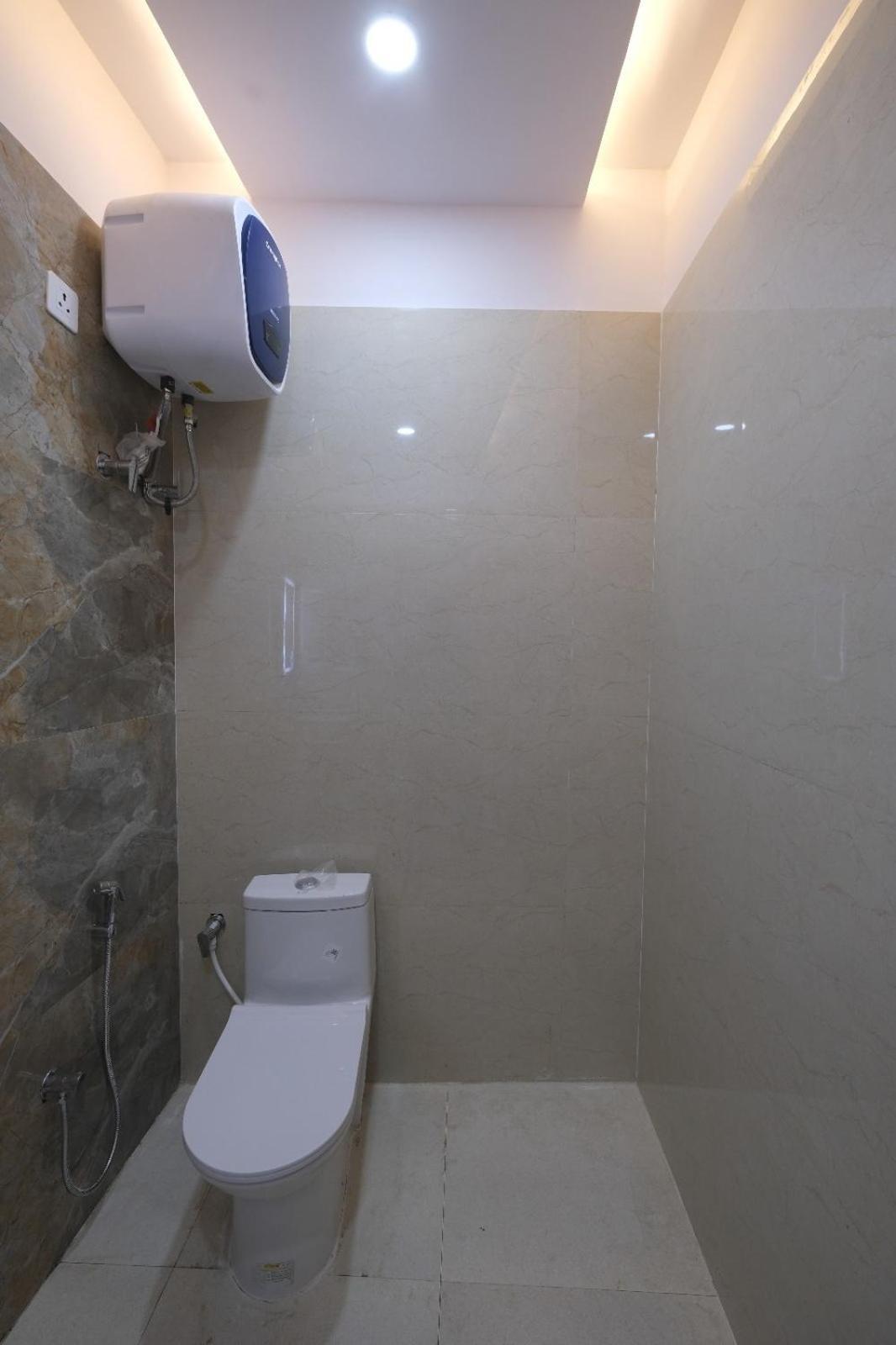 Hotel Sudarshan Ayodhya Екстериор снимка