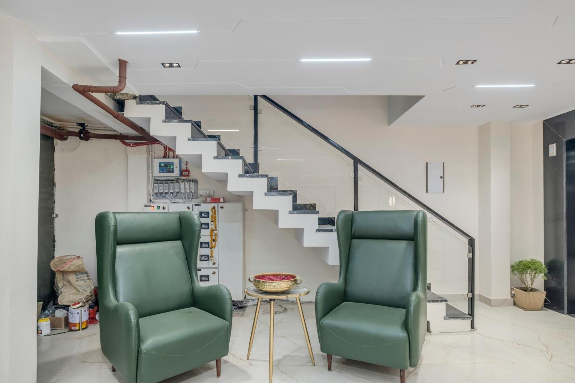 Hotel Sudarshan Ayodhya Екстериор снимка