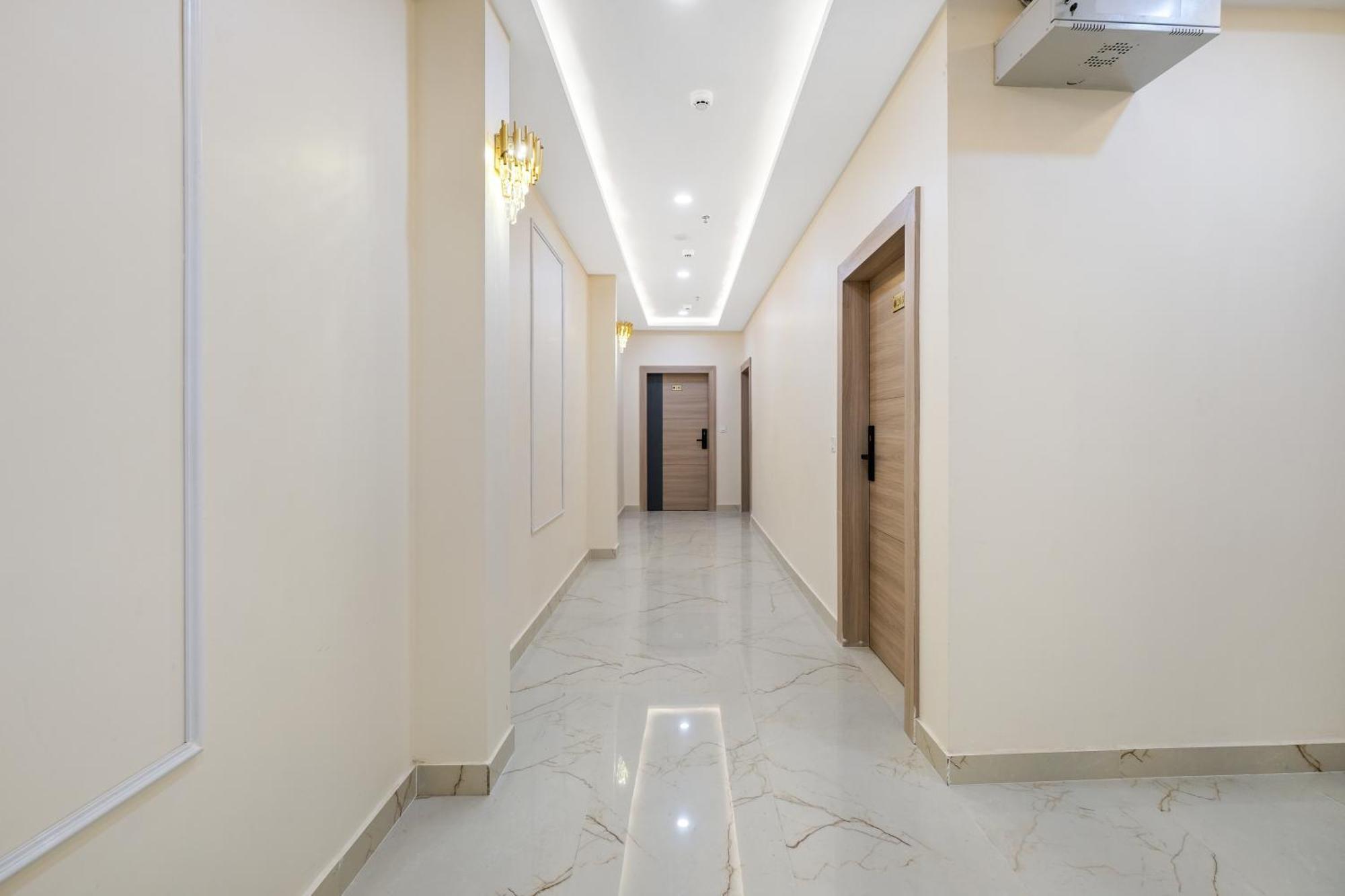 Hotel Sudarshan Ayodhya Екстериор снимка